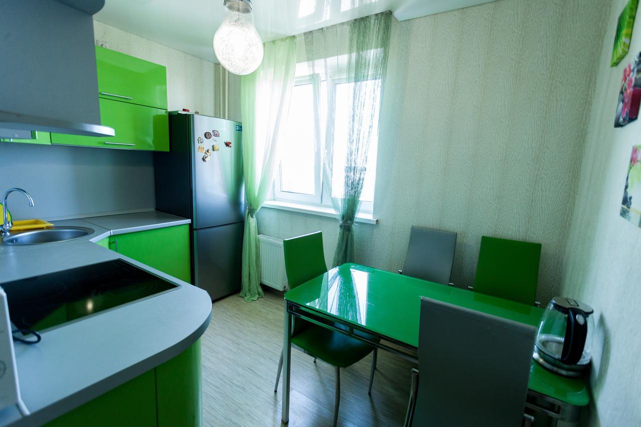 Apartments On Permyakova 76 Тюмень Экстерьер фото